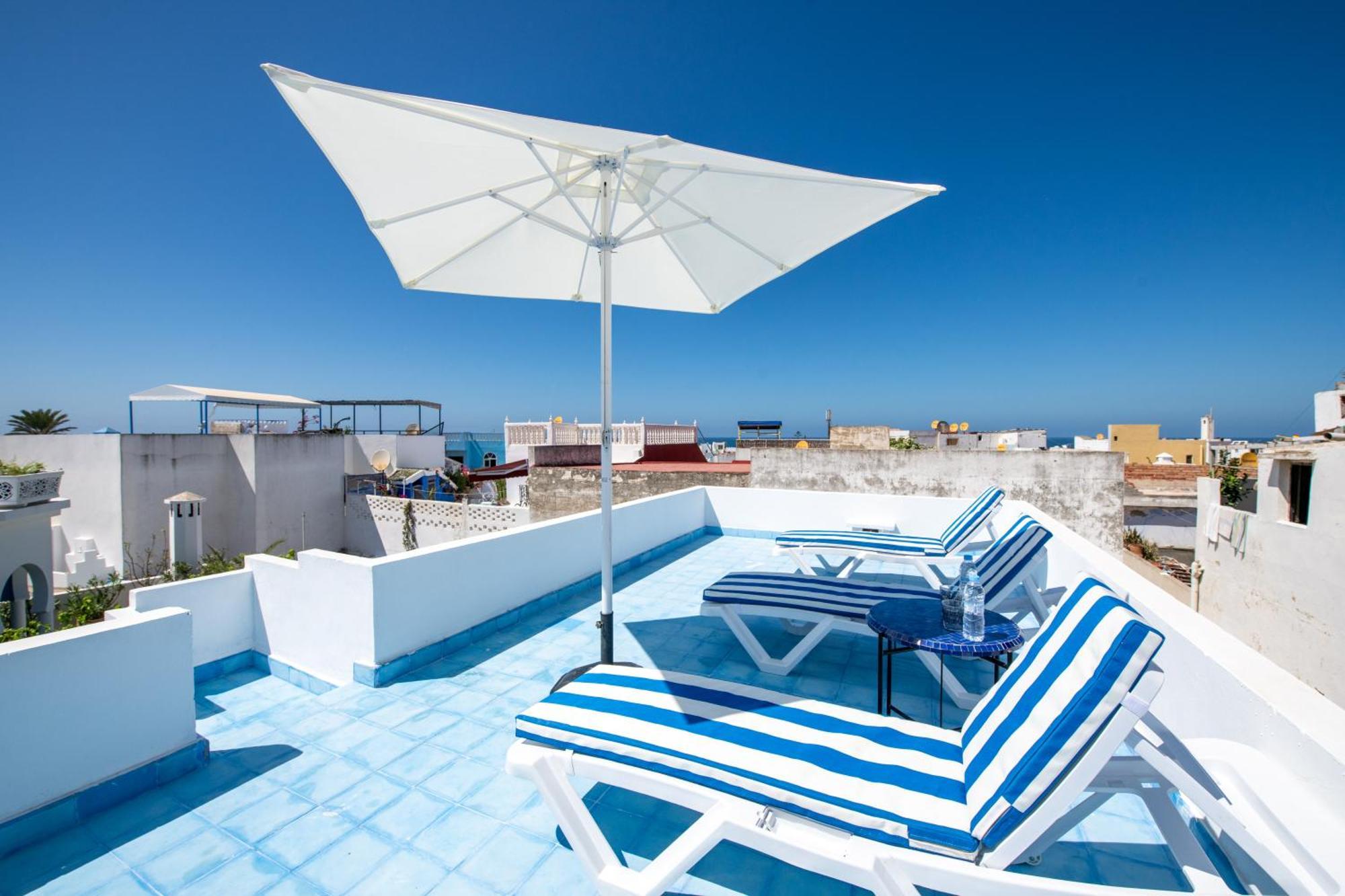 Riad Asilah 32 Bagian luar foto