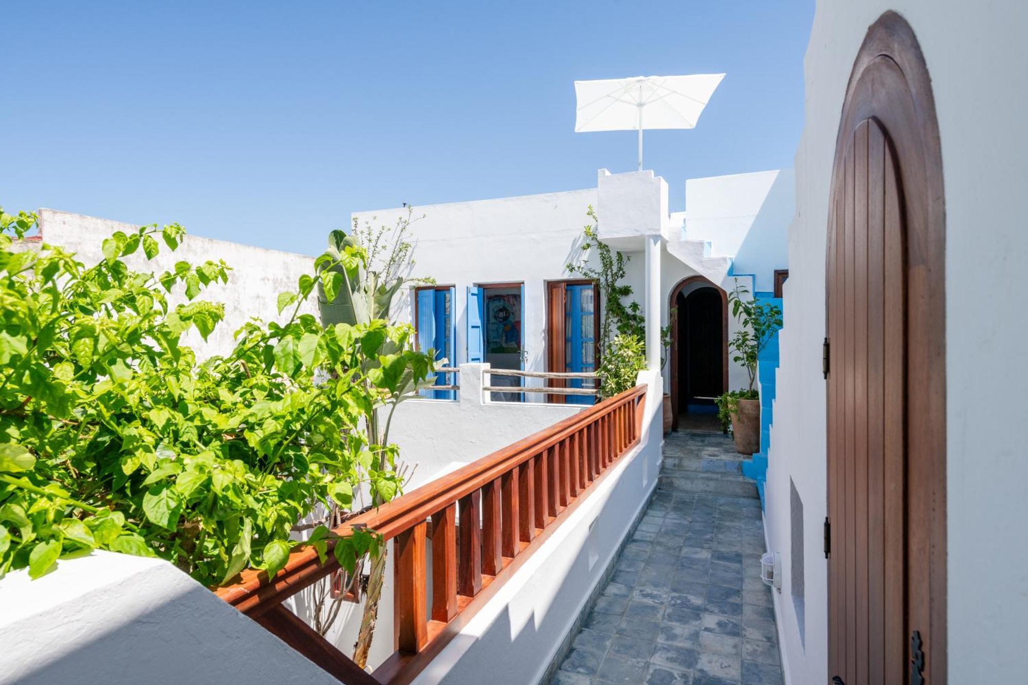 Riad Asilah 32 Bagian luar foto
