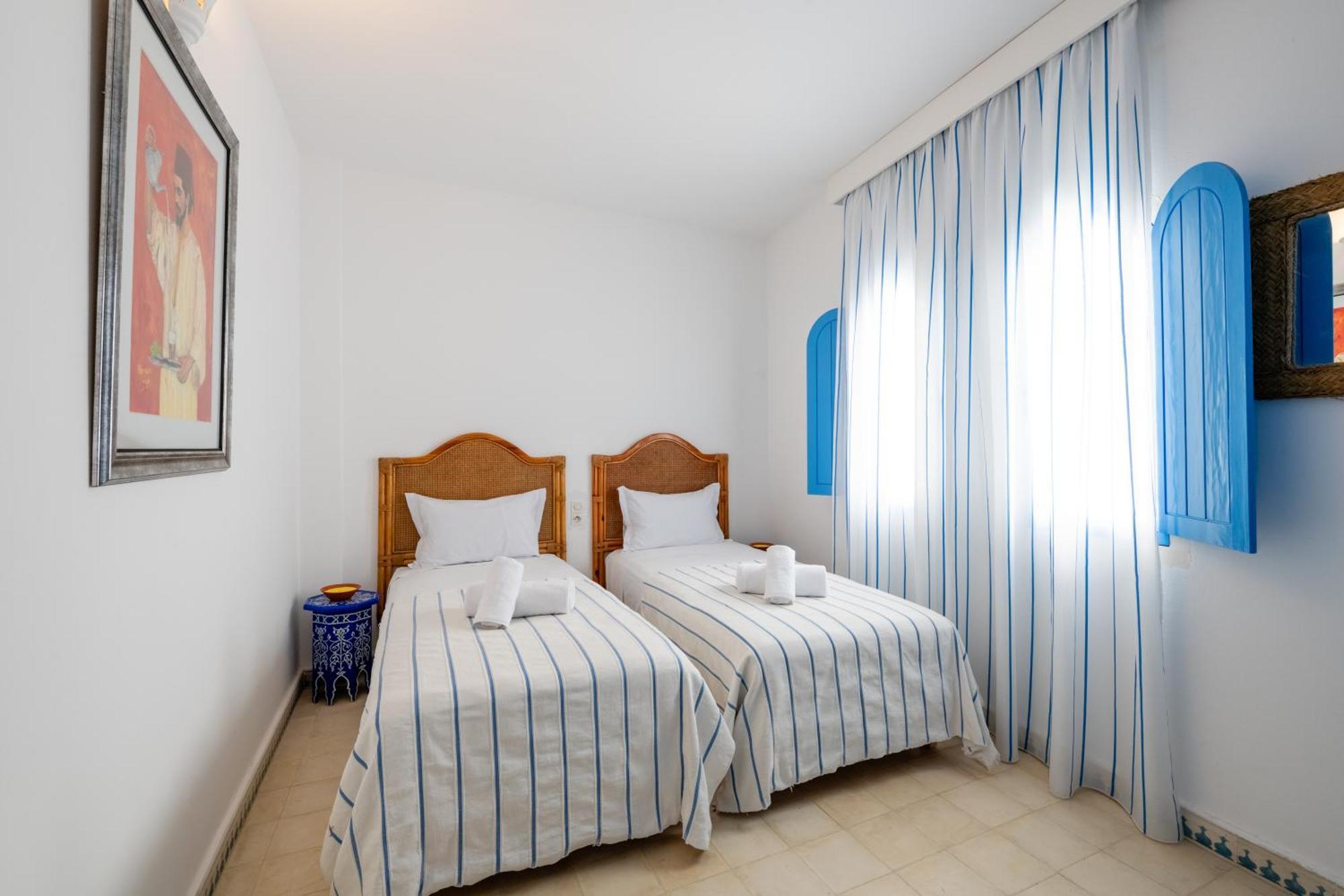Riad Asilah 32 Bagian luar foto